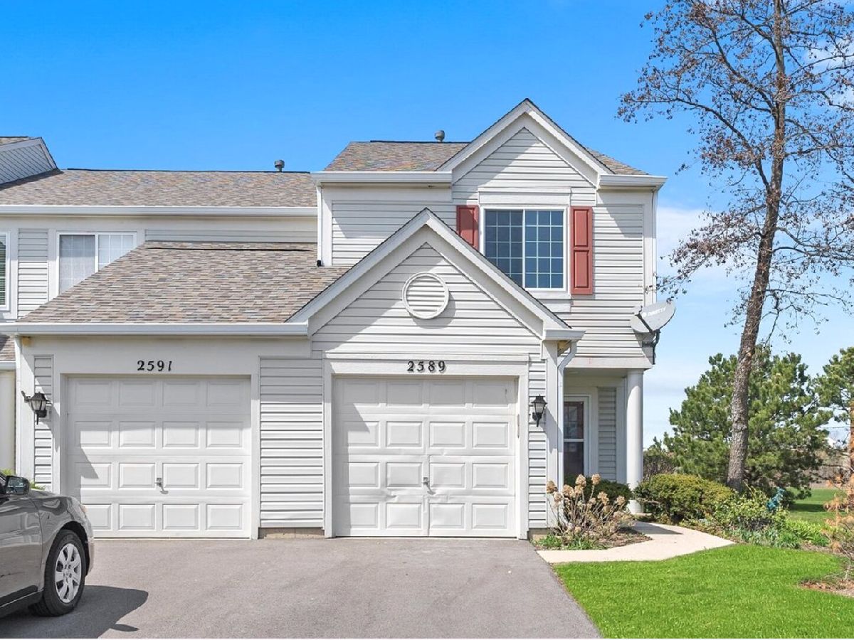 Townhomes Rented Carrolwood Naperville Illinois, 2589 Arcadia