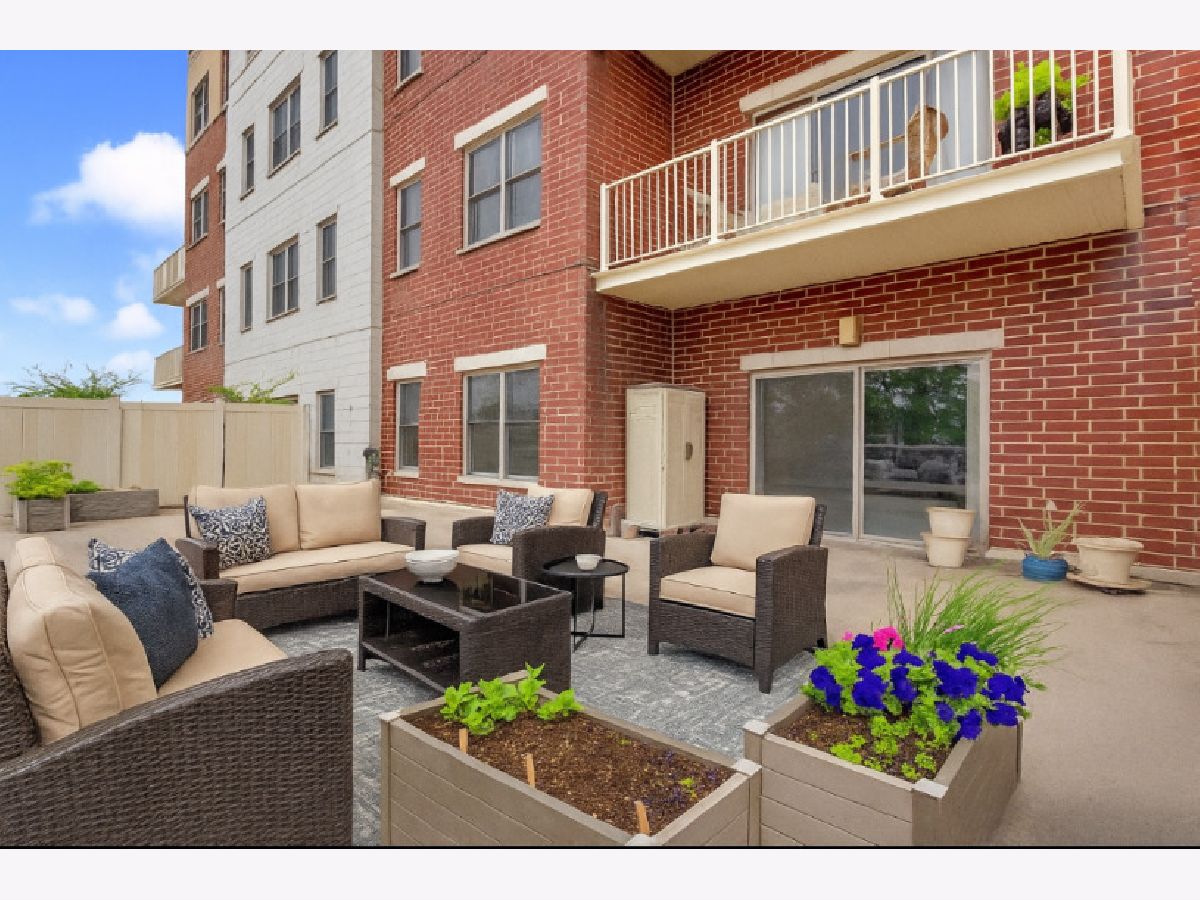 Condominiums Sold Station Crossing Downers Grove Illinois, 965 Rogers