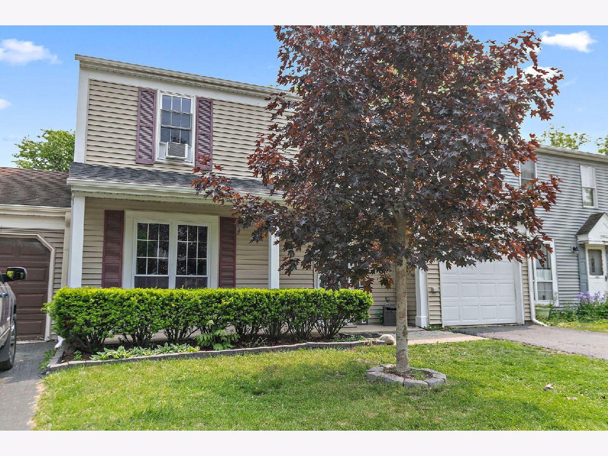 Townhomes Sold Edgebrook Warrenville Illinois, 29W437 Butternut