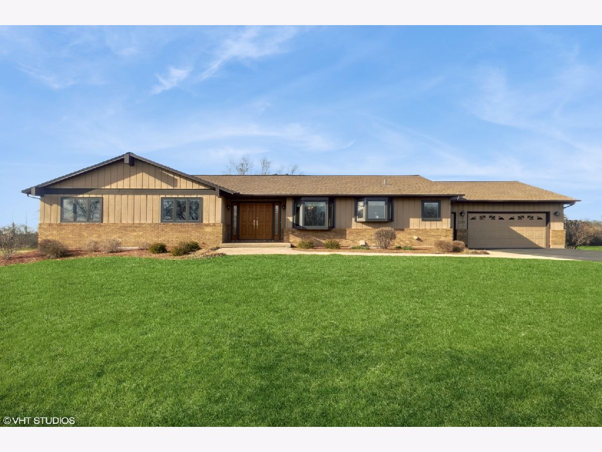 Homes Sold Colleens Cote Huntley Illinois, 12524 Grandview