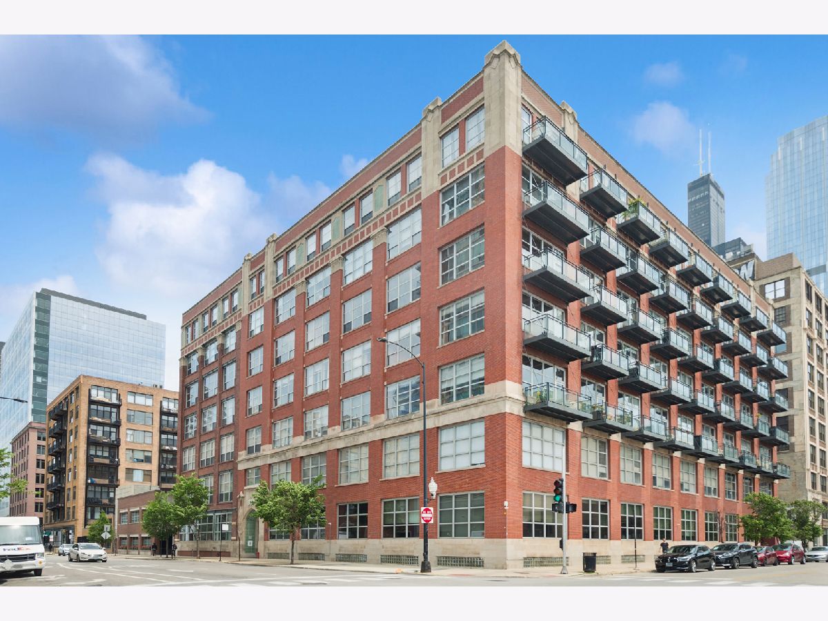  Sold Chicago Illinois, 333 Desplaines