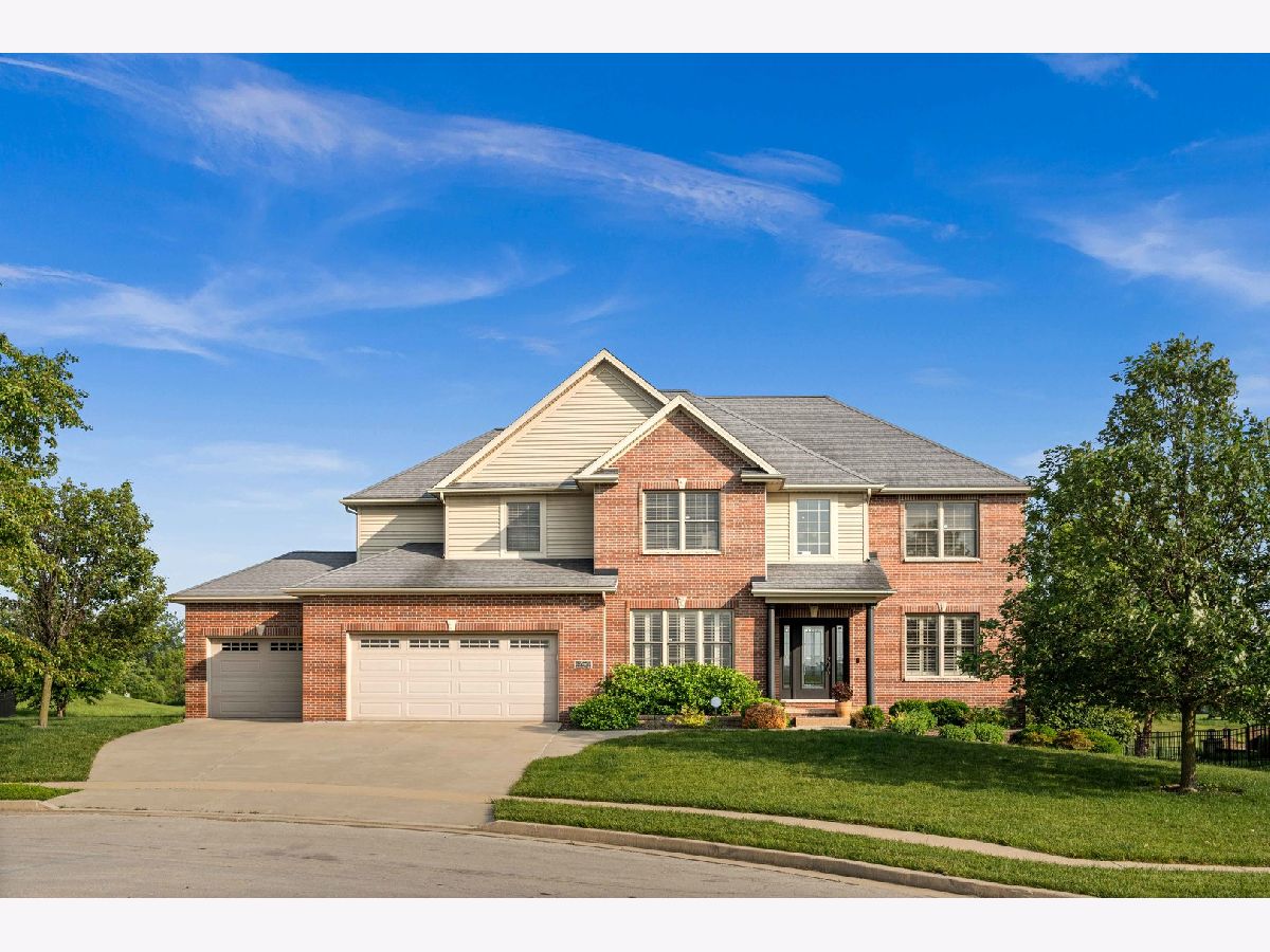  Sold Bloomington Illinois, 4 Emerald Crest