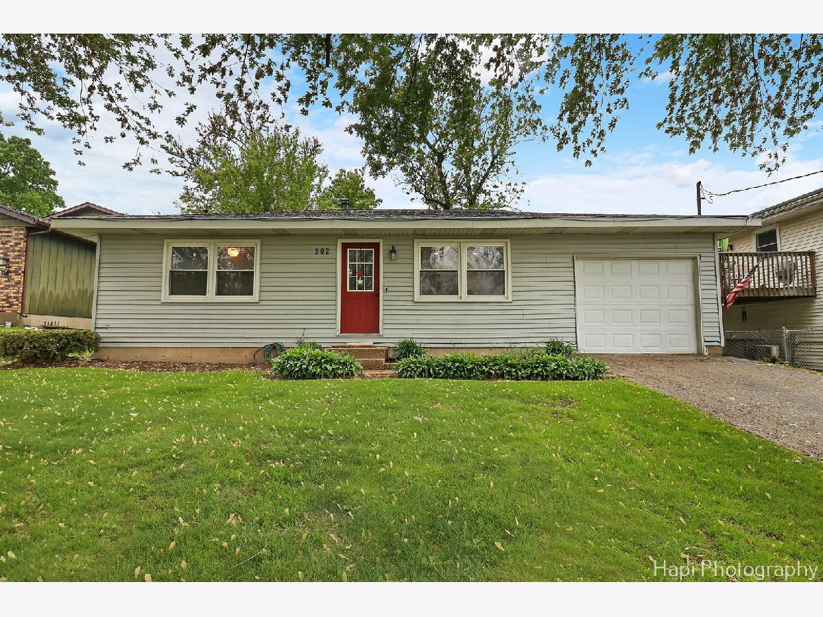 Homes Sold Round Hill Mchenry Illinois, 902 Fortress