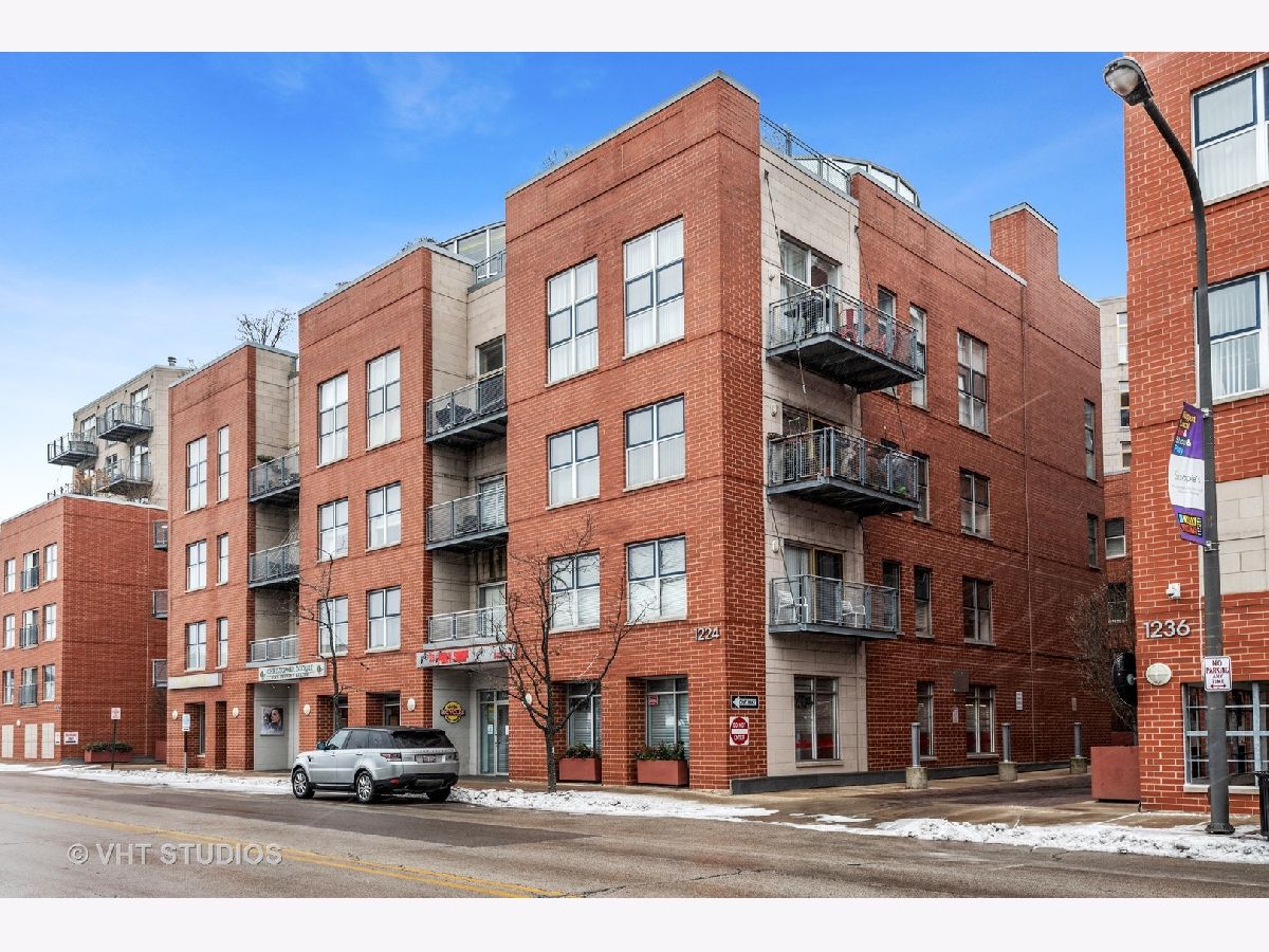 Condominiums Rented Chicago Avenue Place Evanston Illinois, 1224 Chicago