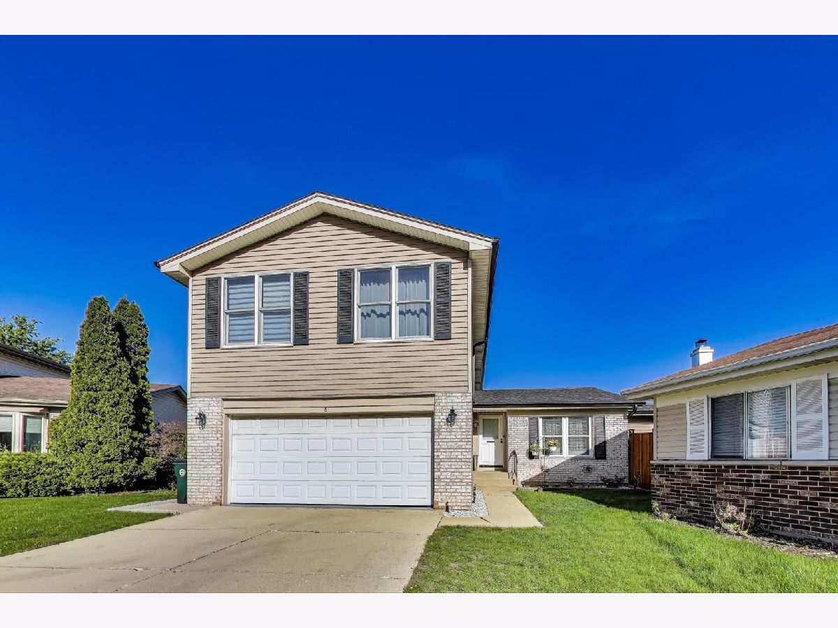 Homes & Townhomes & Condos Sold Woodridge Center Woodridge Illinois, 6 Plover