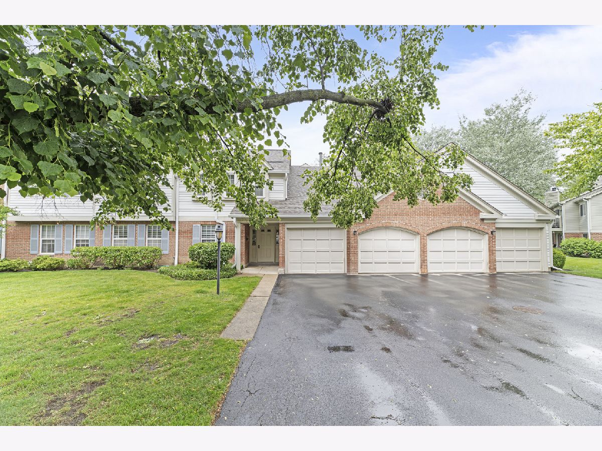 Townhomes & Condos Sold Arlington Club Wheeling Illinois, 1604 Newburn