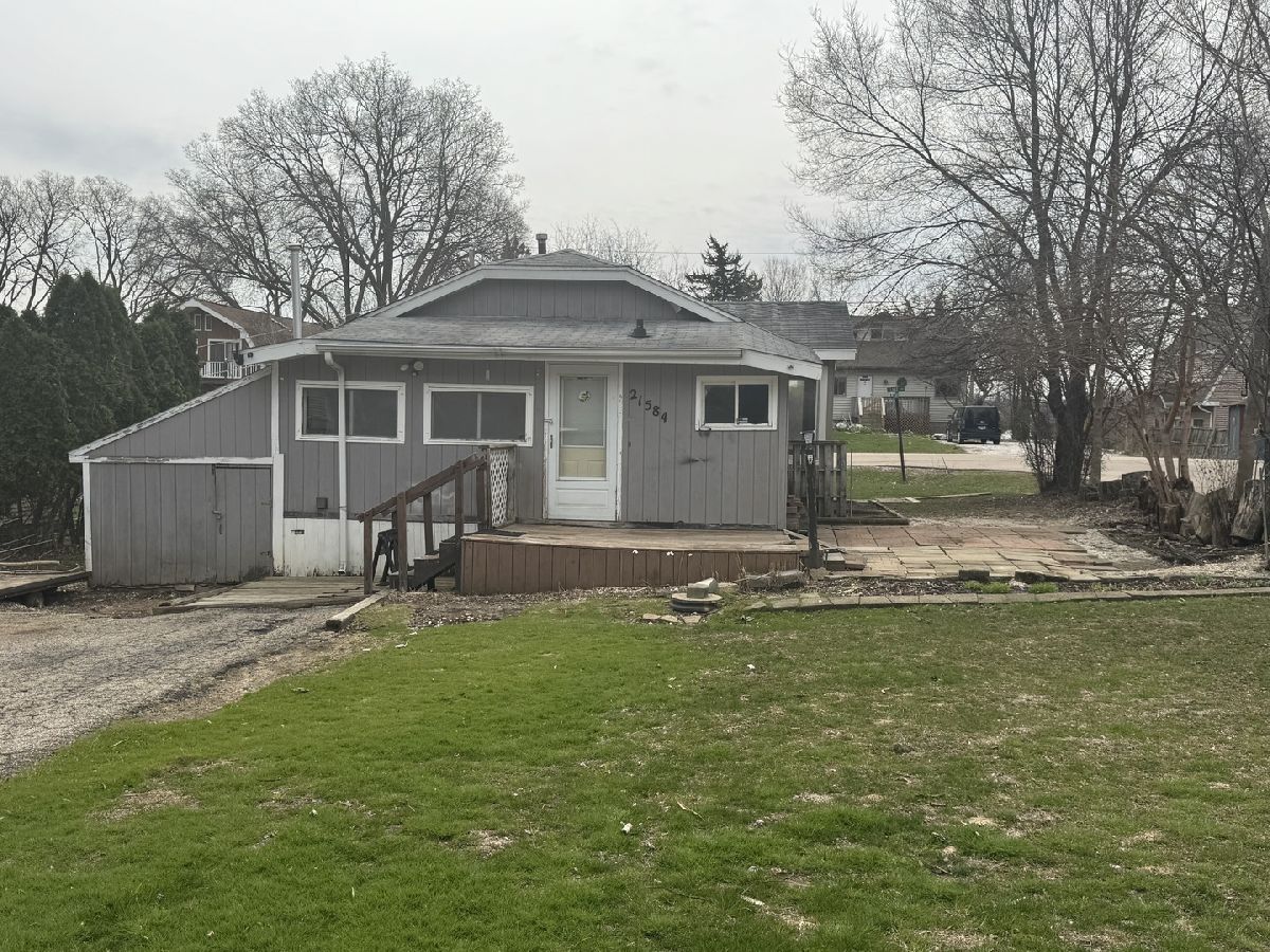 Homes Sold Crooked Lake Oaks Lake Villa Illinois, 21584 Lake