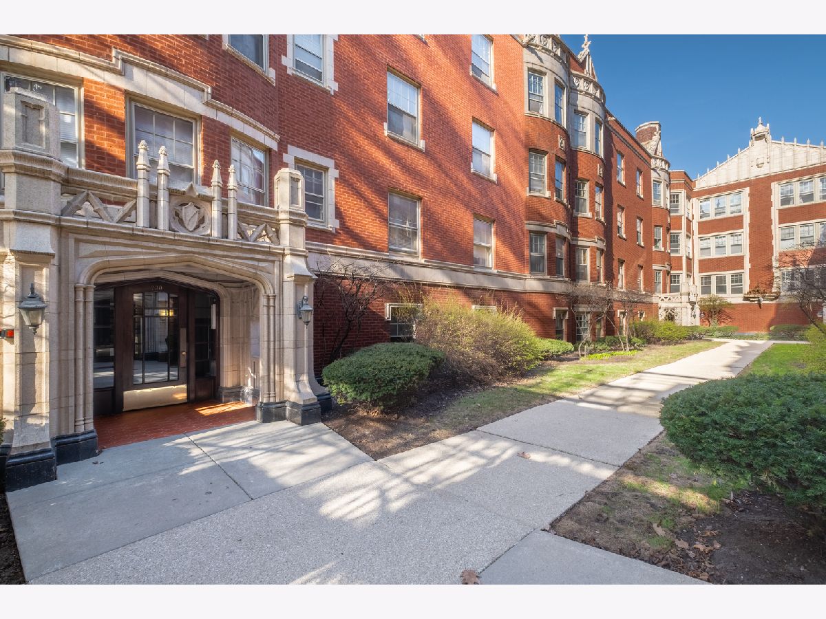 Condominiums Rented Santa Maria Oak Park Illinois, 230 Oak Park