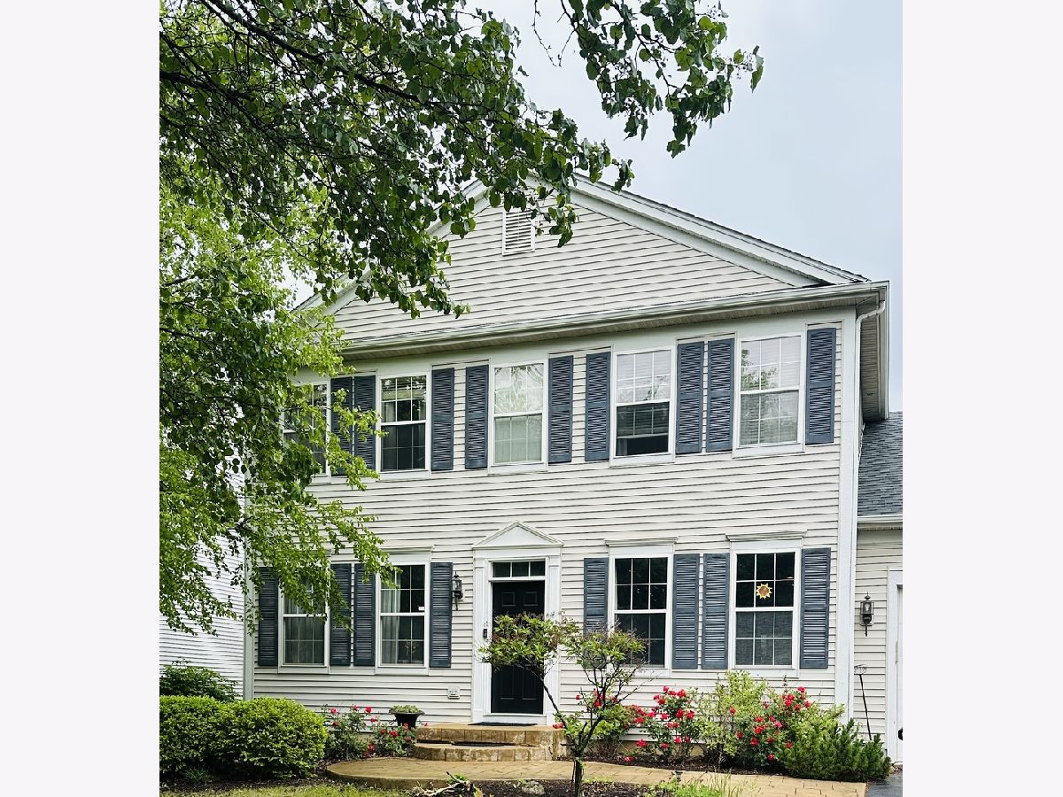  Rented Bolingbrook Illinois, 1582 Manhattan