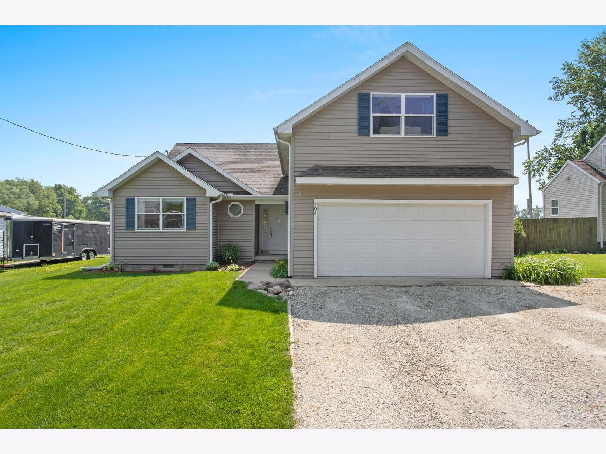  Sold Fisher Illinois, 504 Fifth