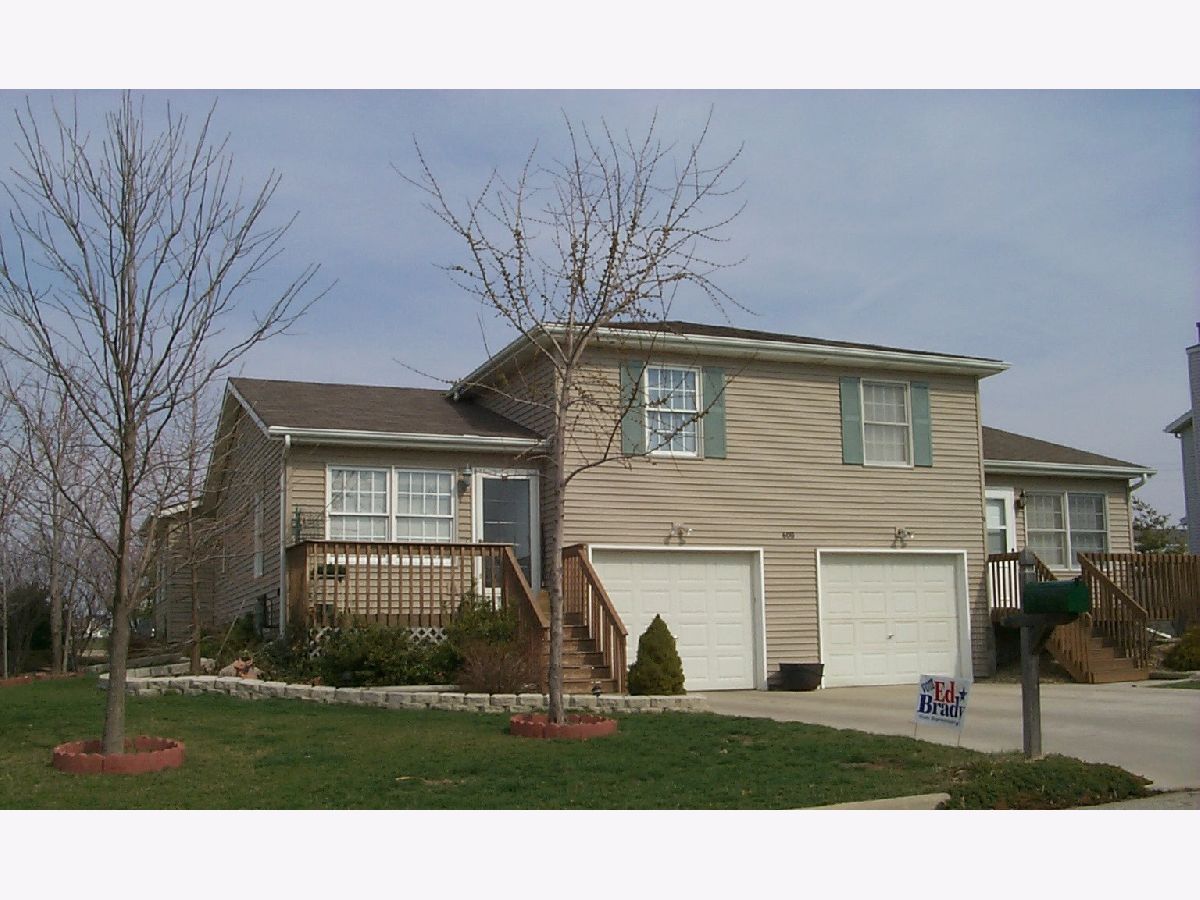 Homes & Condos & Townhomes Sold Carriage Hills Normal Illinois, 600 Carriage Hills
