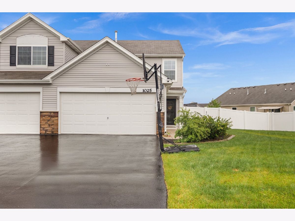 Condos & Townhomes & Homes Sold Tuscany Woods Hampshire Illinois, 1025 Tuscany