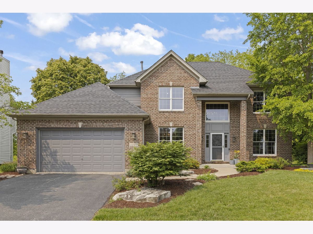 Homes & Townhomes & Condos Sold Thornwood South Elgin Illinois, 2247 Sutton