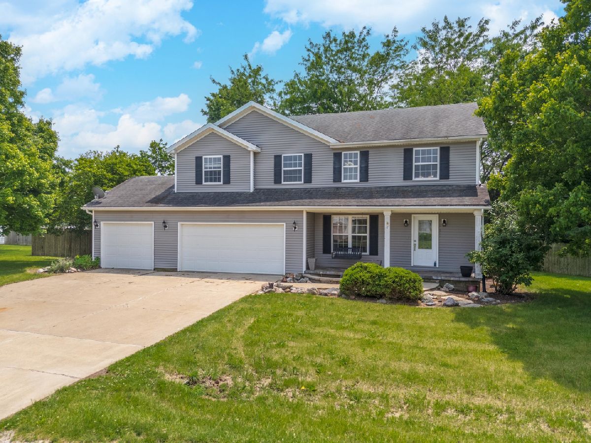  Sold Downs Illinois, 102 Merganser