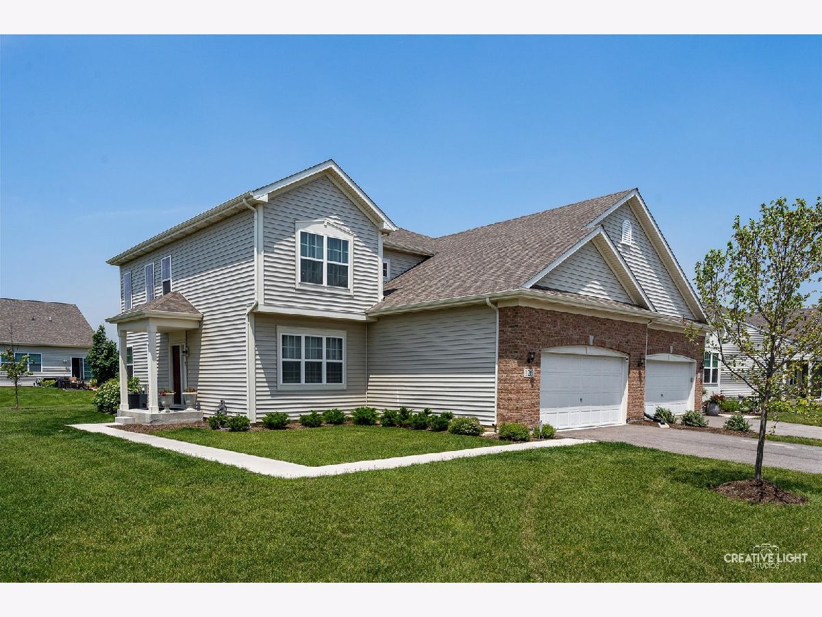  Sold Gilberts Illinois, 126 Easton