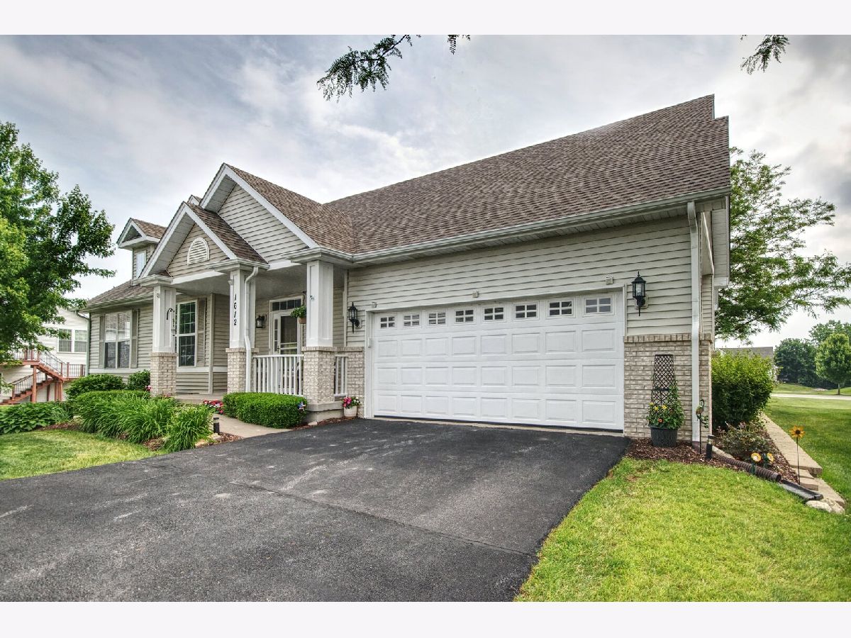  Sold Shorewood Illinois, 1612 Augusta