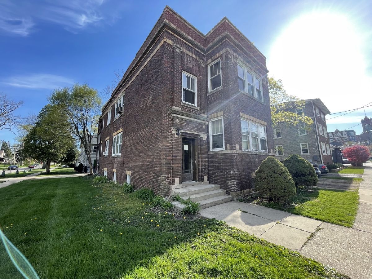 Rented Wheaton Illinois, 330 Liberty