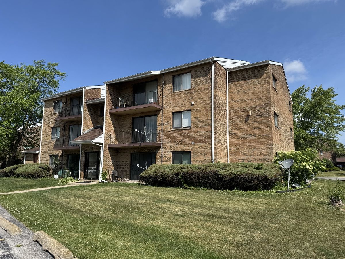  Sold Orland Park Illinois, 7315 Tiffany