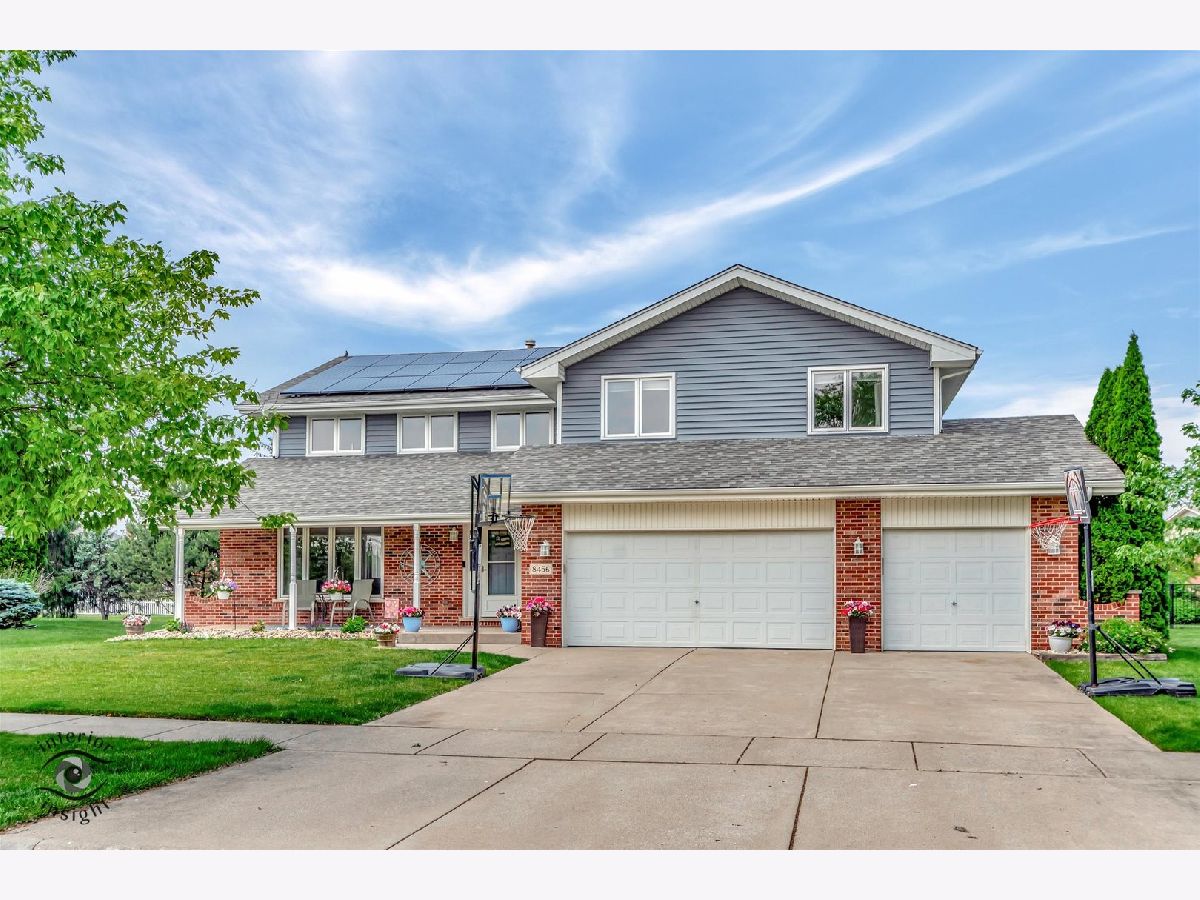 Homes & Townhomes & Condos Sold Brookside Glen Tinley Park Illinois, 8456 Meadows Edge
