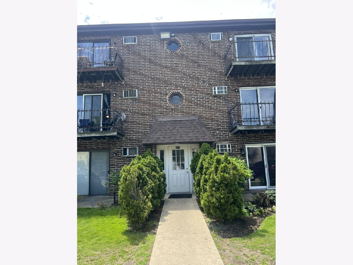 Condominiums Rented Stone Creek Arlington Heights Illinois, 4018 Bonhill