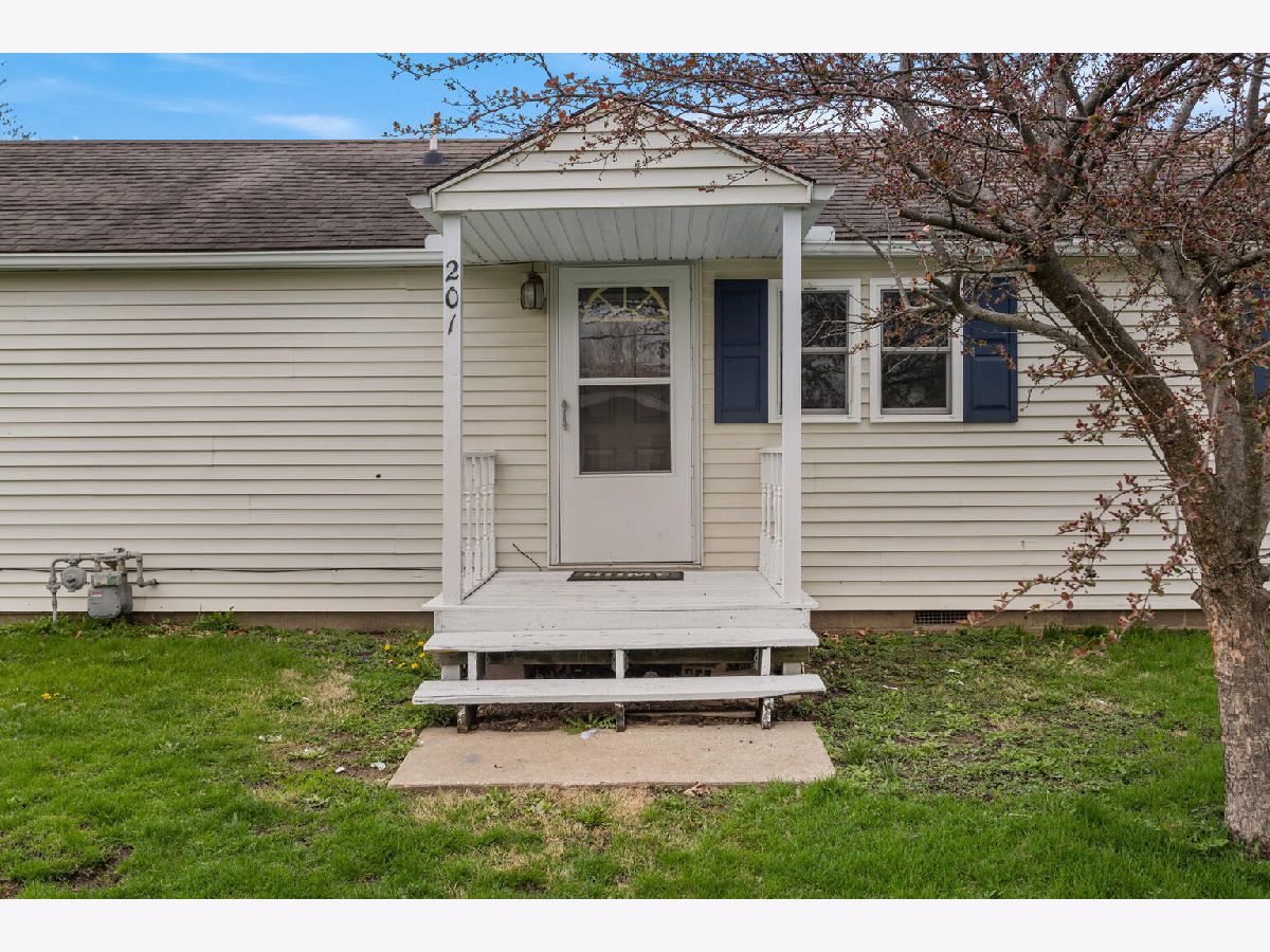  Sold Tolono Illinois, 201 1st