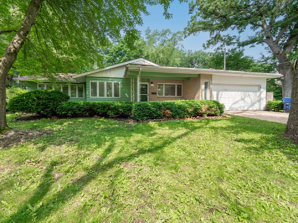 Homes Sold Tilton Park Dekalb Illinois, 214 Knollwood