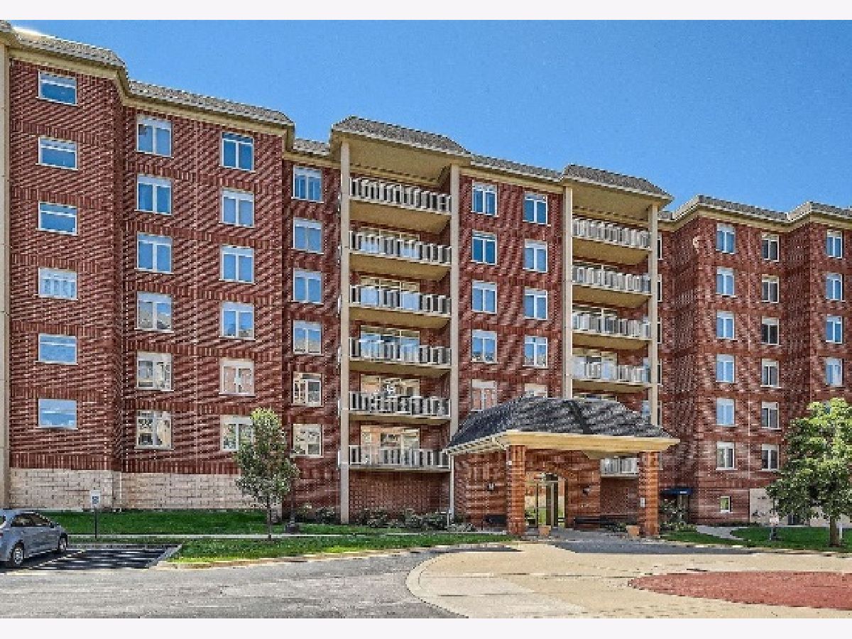 Condos & Townhomes & Homes Sold Woodlands Of Morton Grove Morton Grove Illinois