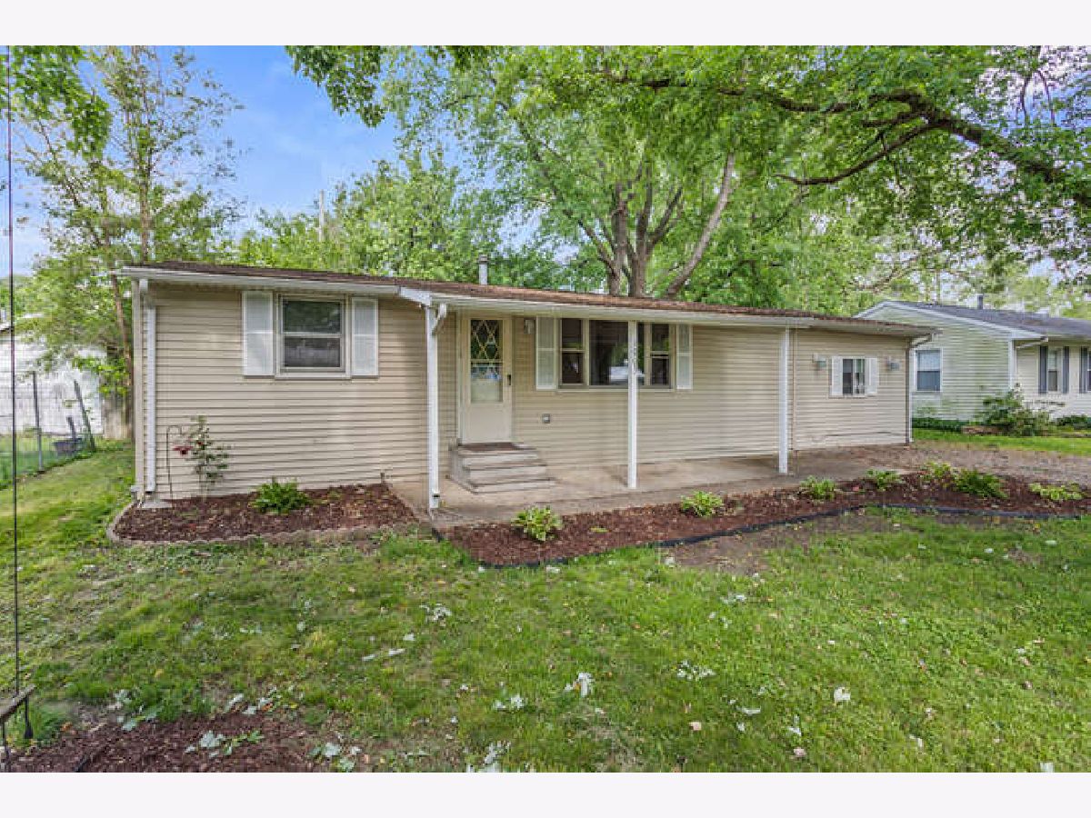  Sold Tuscola Illinois, 1003 Pleasantview