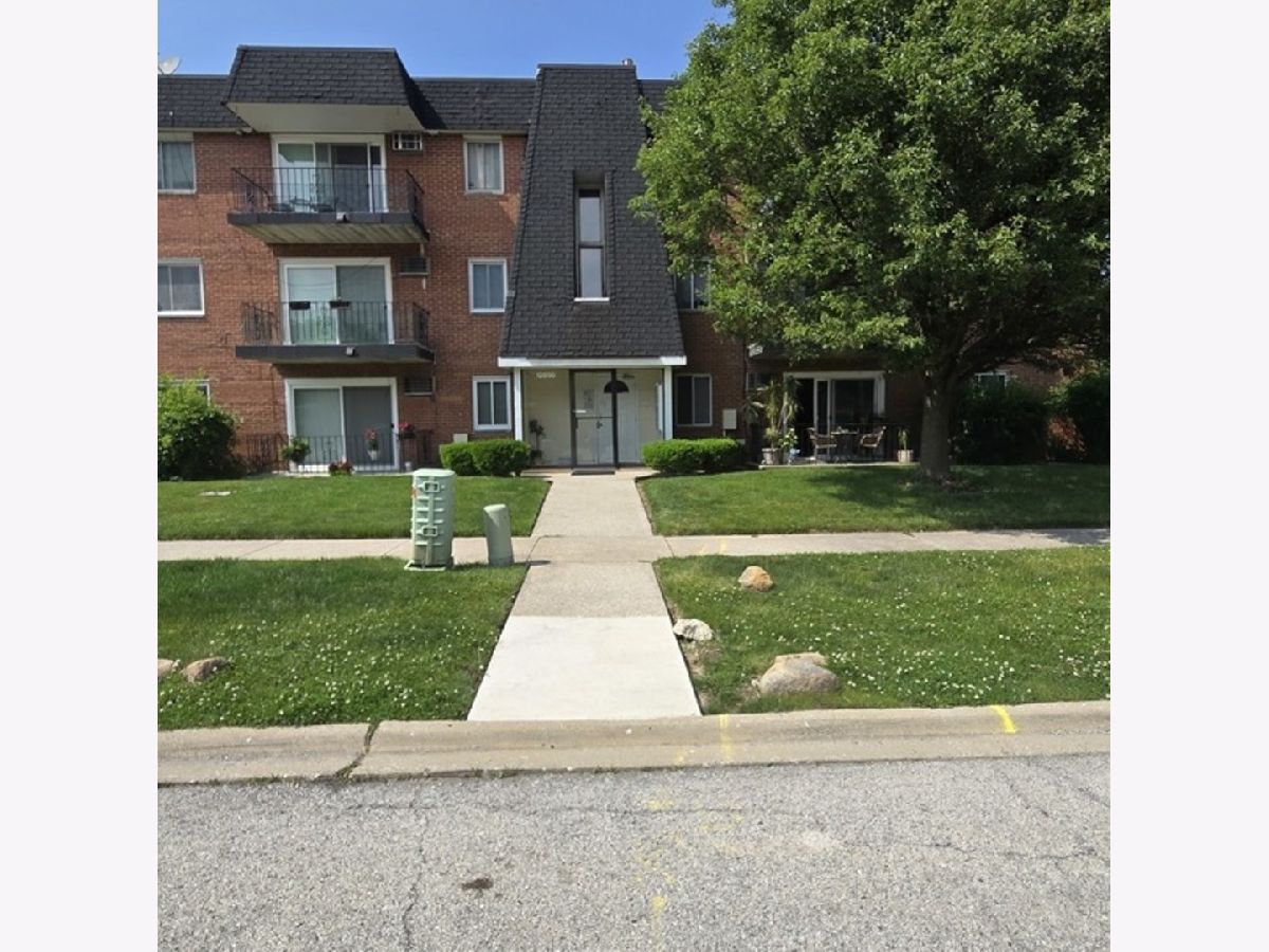 Sold Crestwood Illinois, 12850 Crestbrook