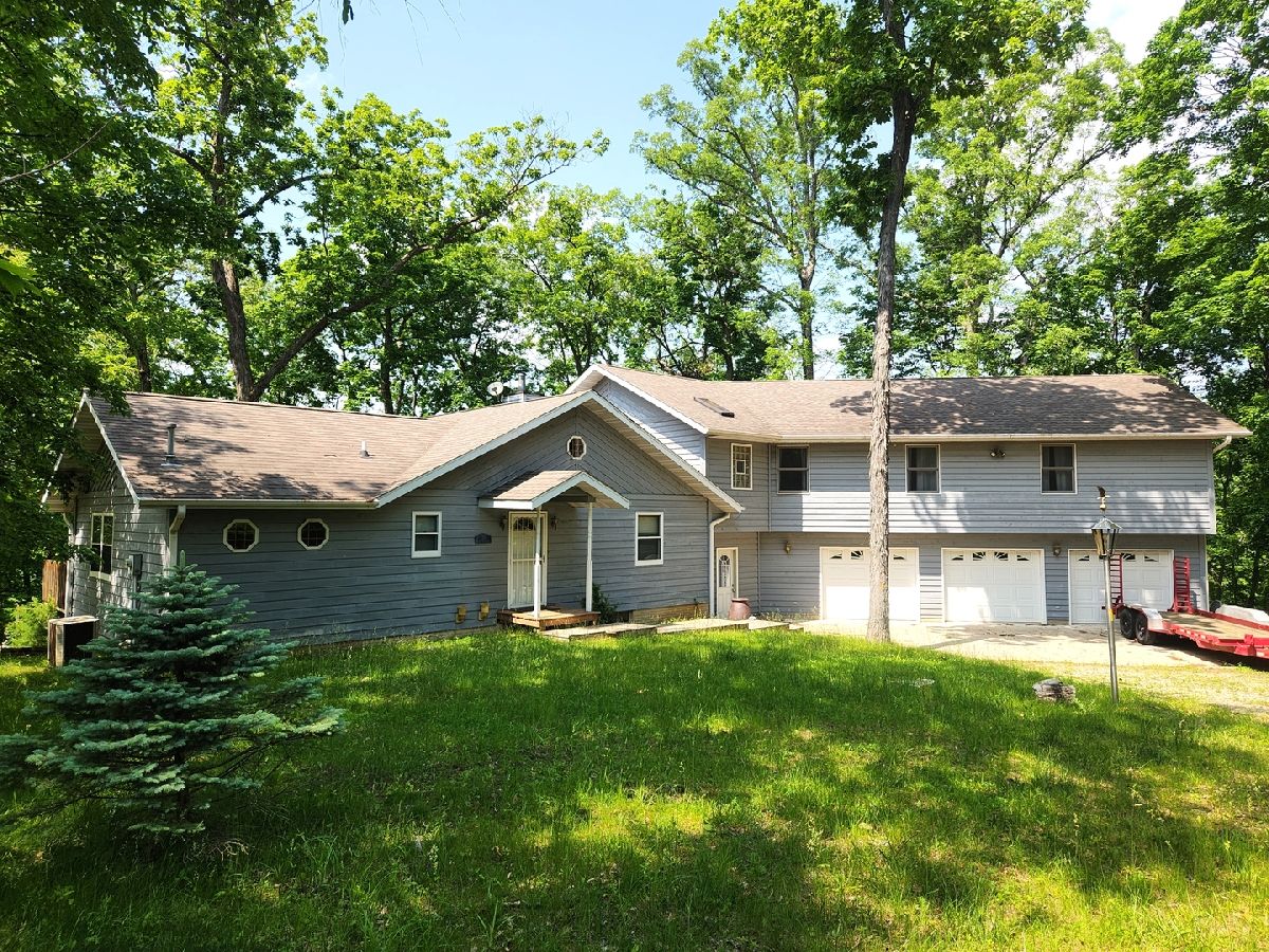 Homes Sold Lake Wildwood Varna Illinois, 1115/1114 Windyhill