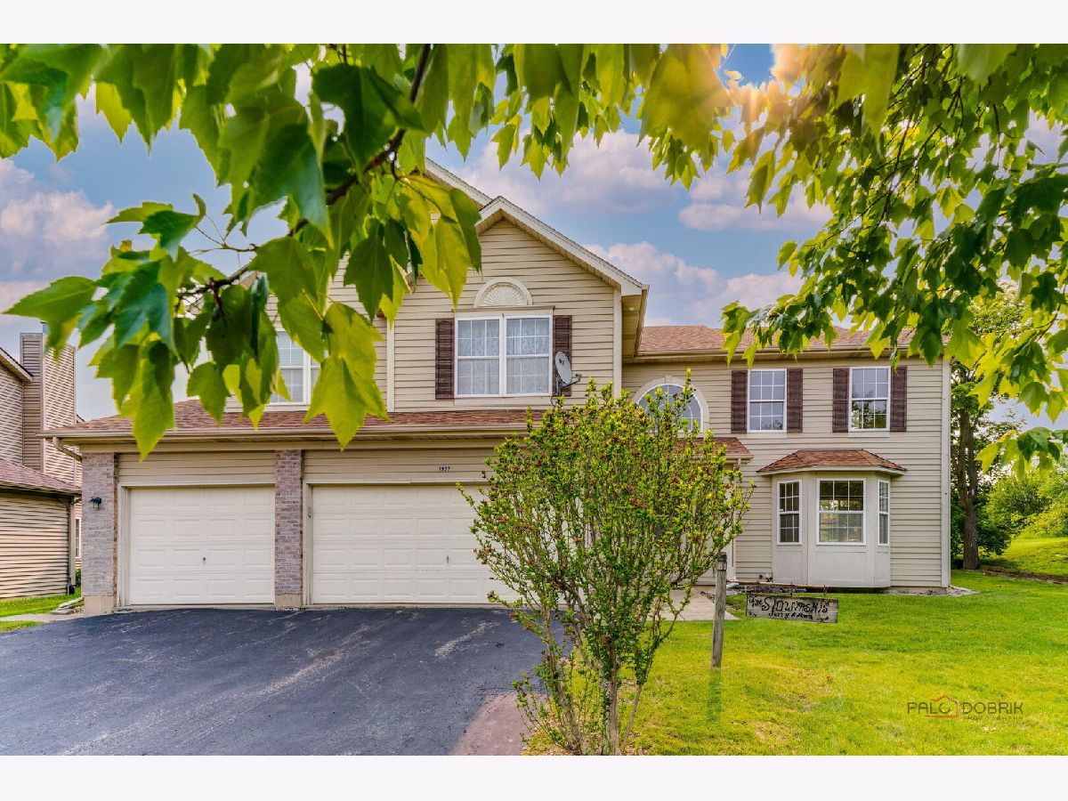  Sold Lake Villa Illinois, 1927 Oaktree