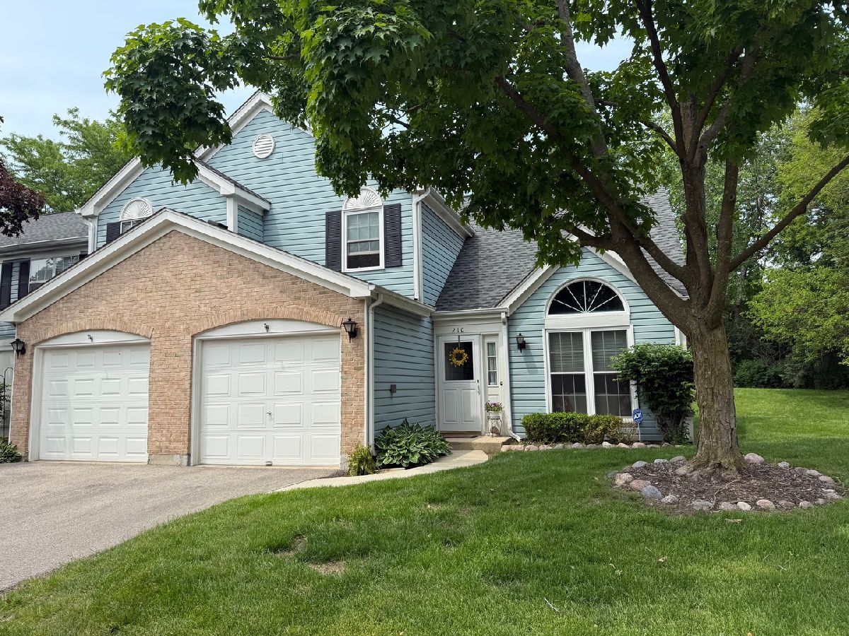 Townhomes & Homes Sold Kensington Gurnee Illinois, 210 Wellington