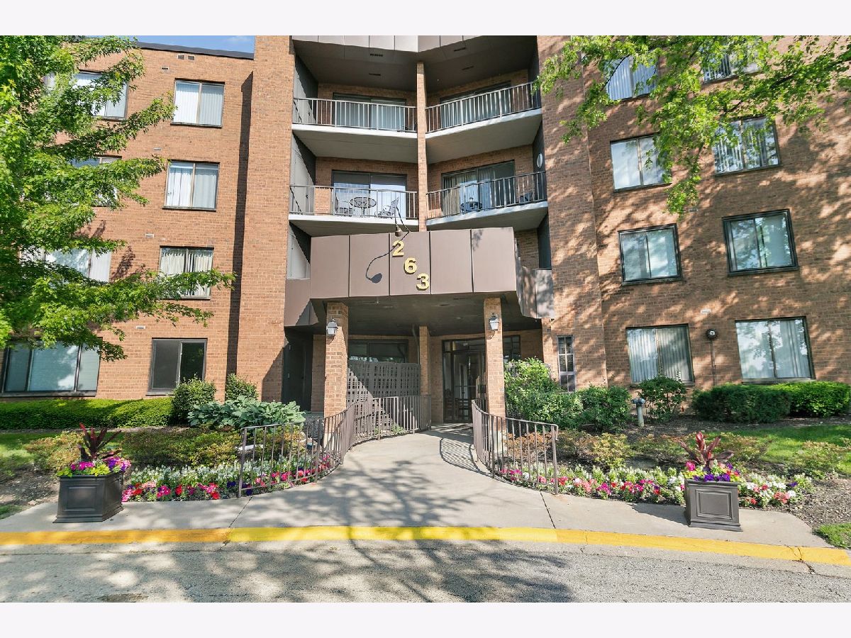 Condominiums Sold Willow Creek Palatine Illinois, 263 Clubhouse