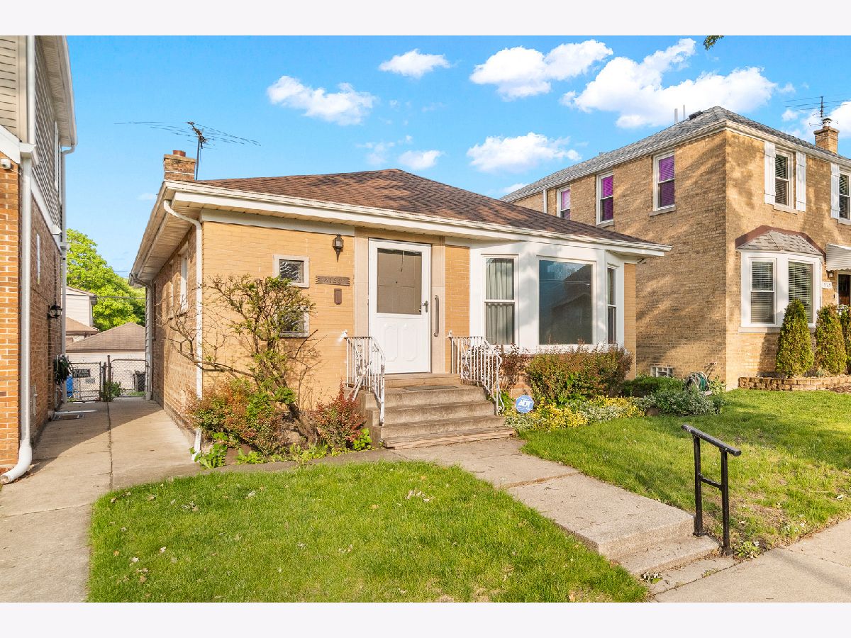 Condominiums & Homes Sold Norwood Court Chicago Illinois, 5129 Normandy