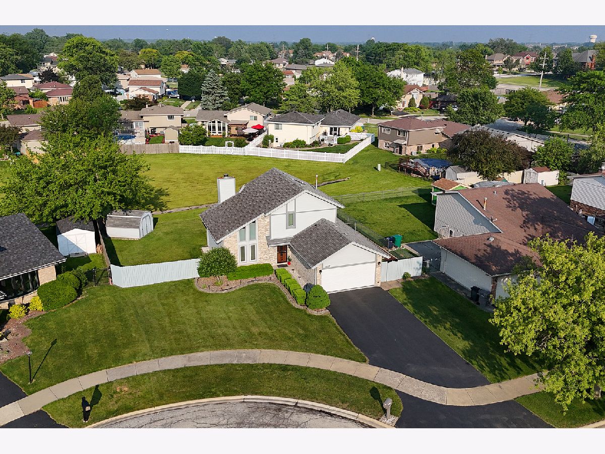  Sold Orland Hills Illinois, 17007 Westwood