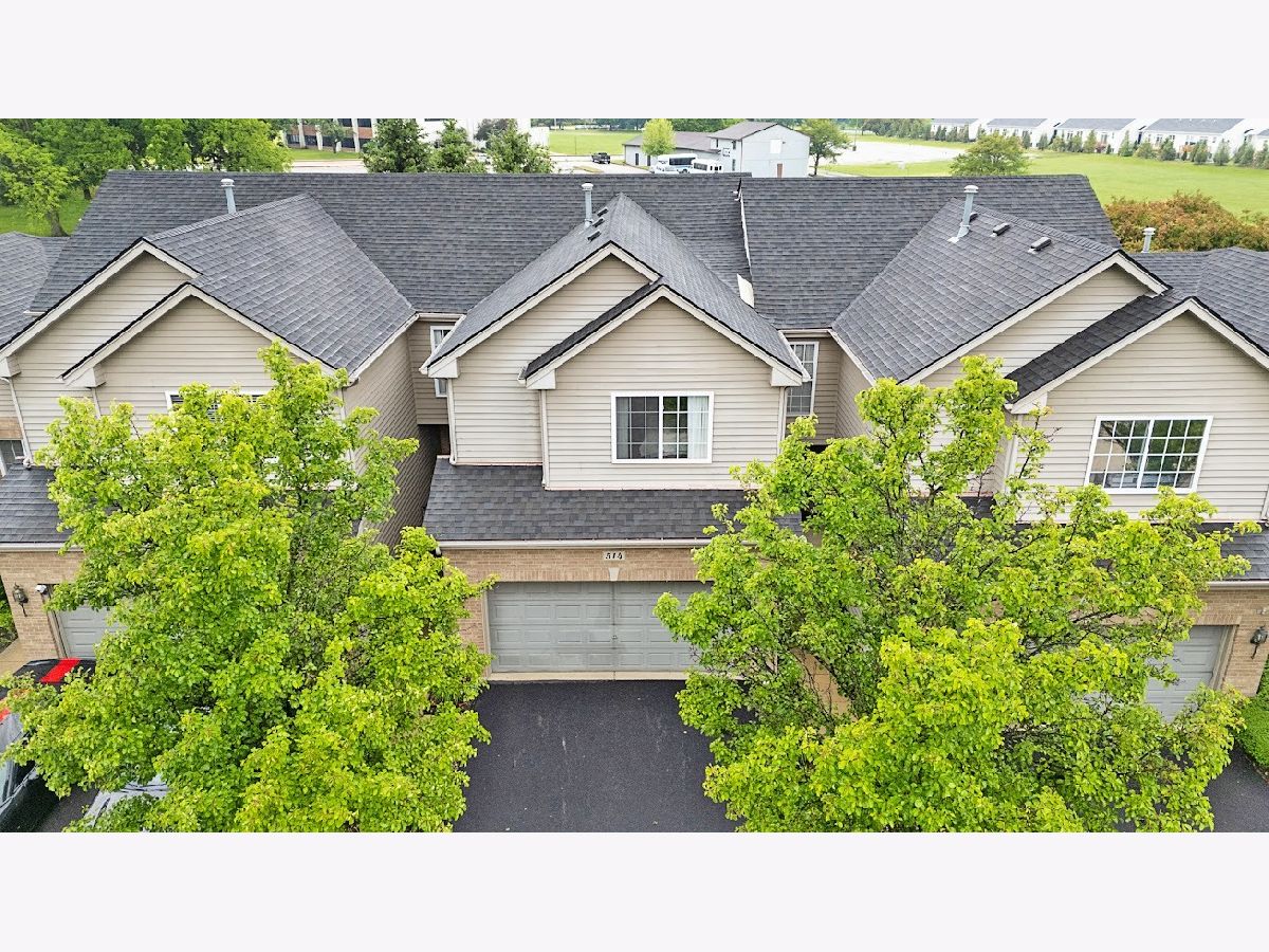 Condos & Townhomes & Homes For Sale Madison Homes Elgin Illinois, 514 Madison Lane