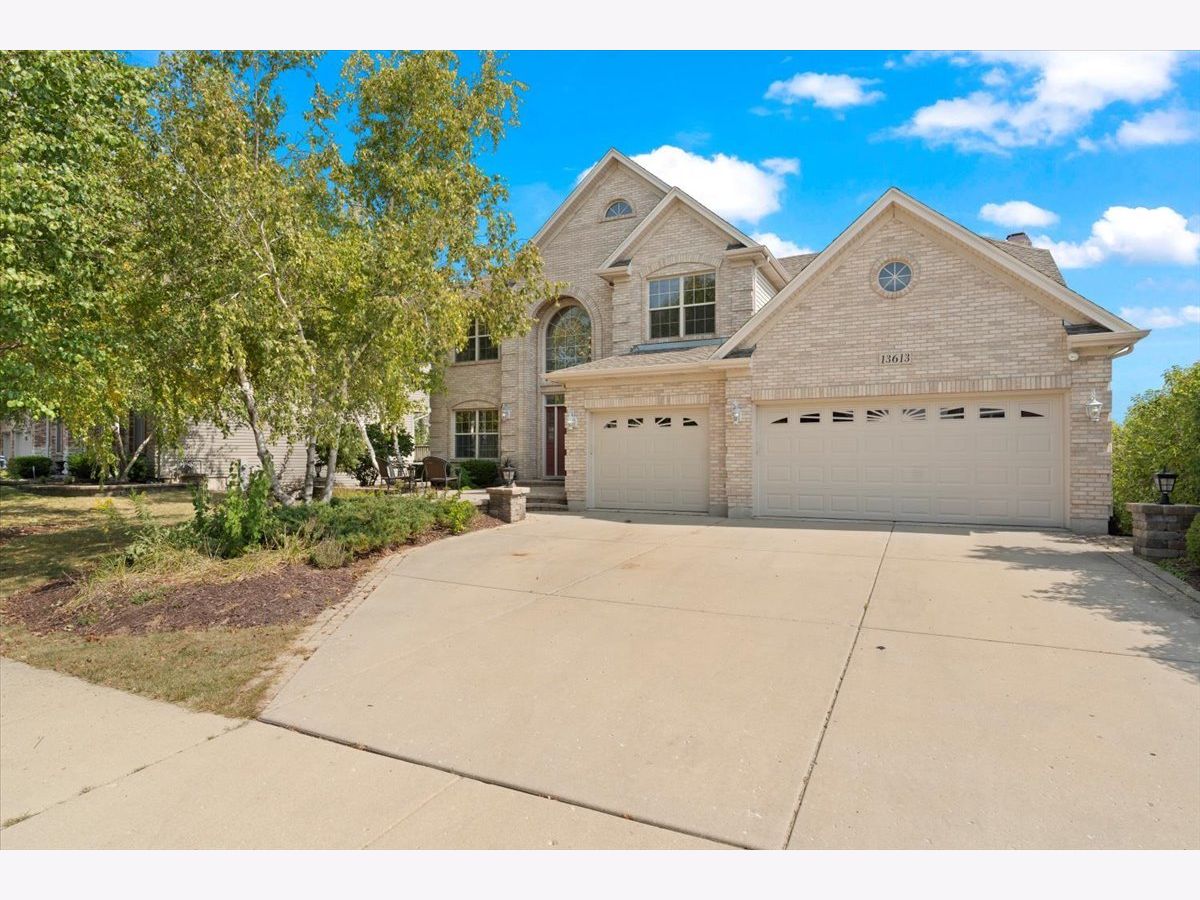 Homes & Townhomes Sold Grande Park Plainfield Illinois, 13613 Arborview