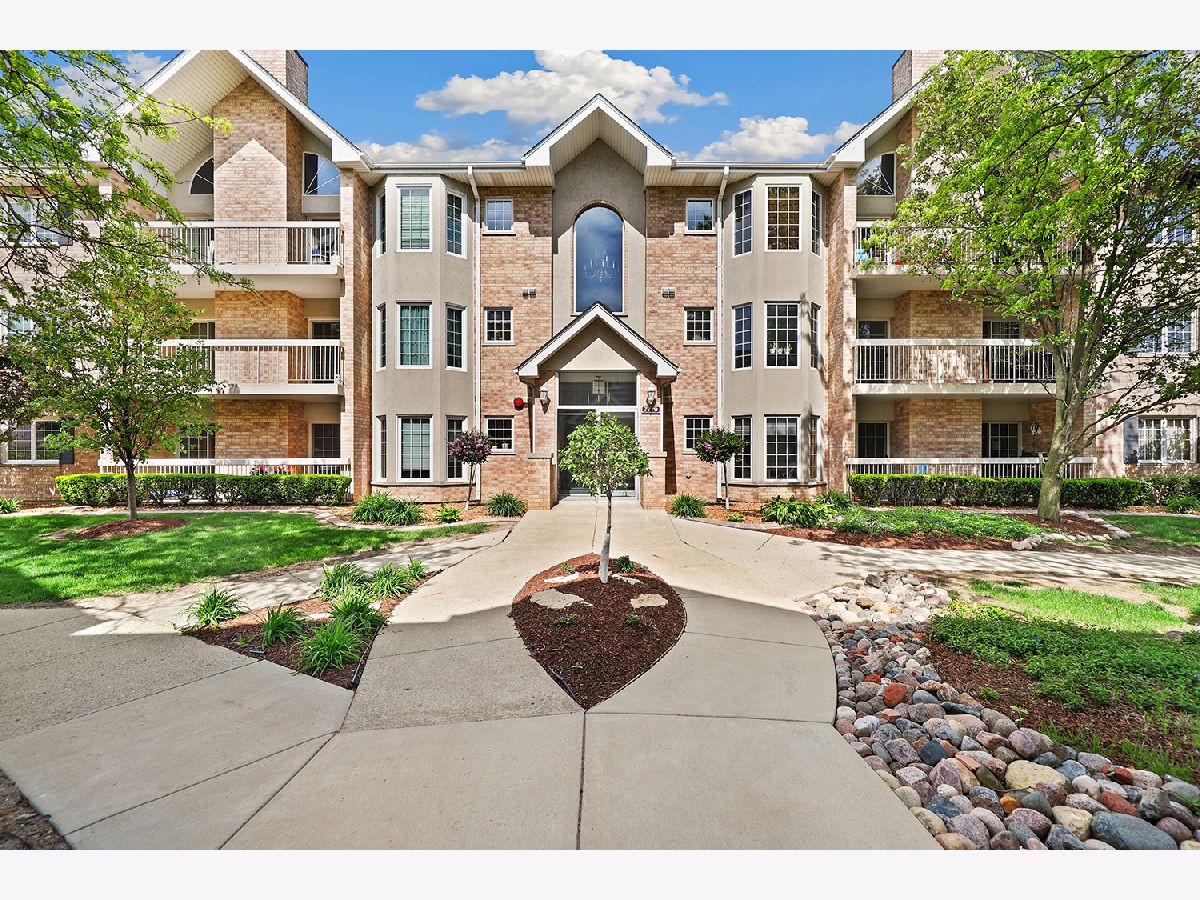 Condominiums Sold Grafton Place Tinley Park Illinois, 7779 Bristol Park