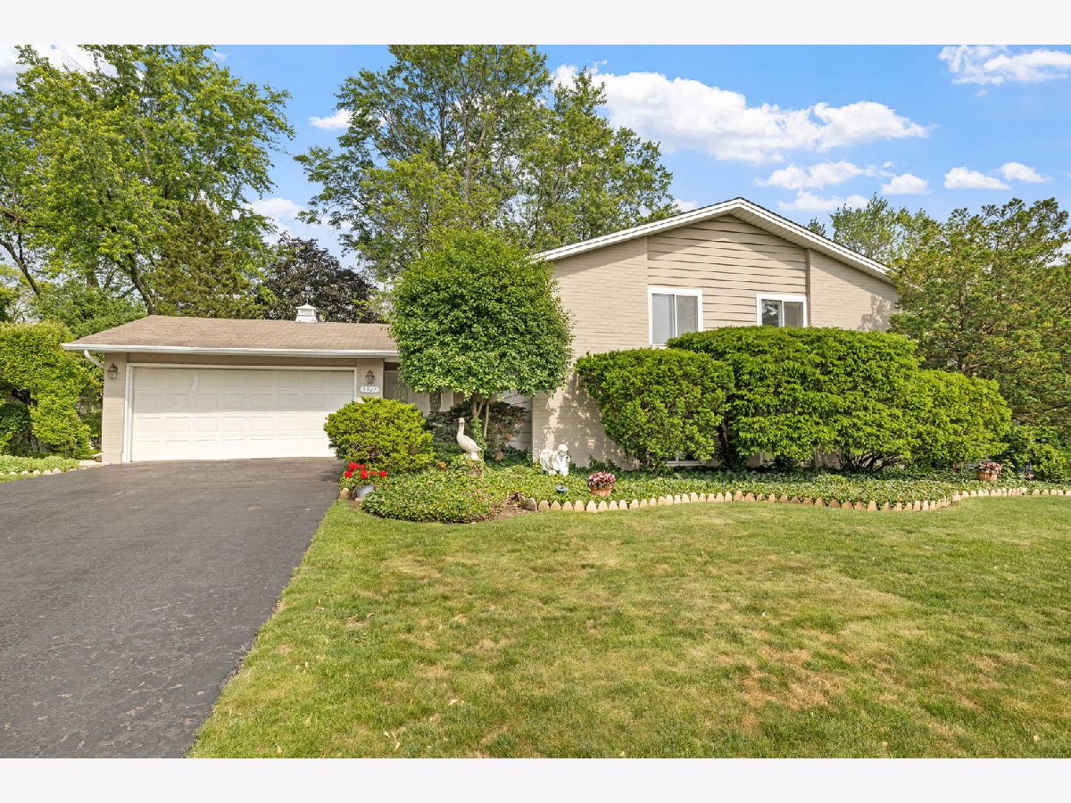 Homes & Condos & Townhomes Sold Winston Hills Woodridge Illinois, 5927 Sherman