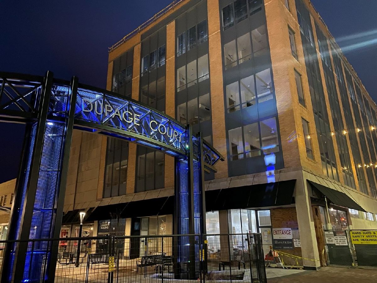  Rented Elgin Illinois, 40 Dupage