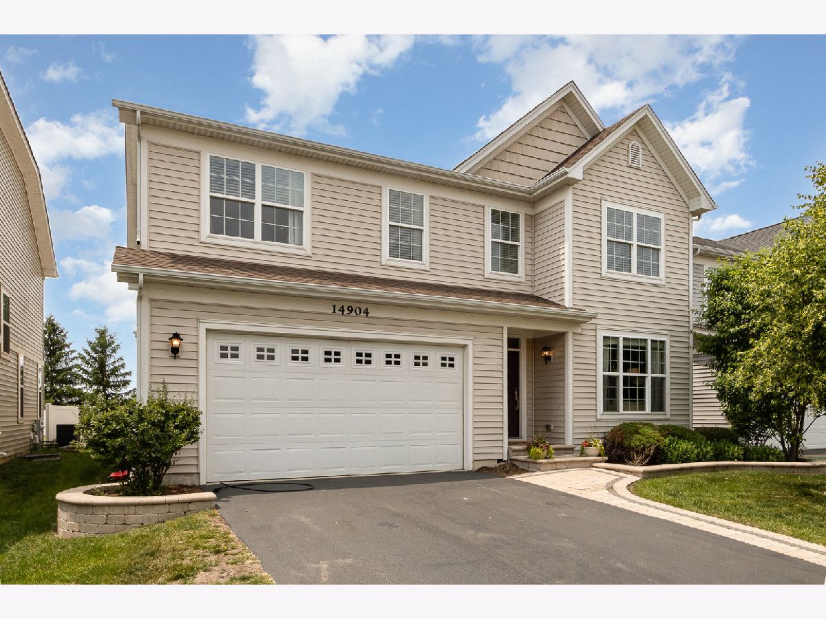 Homes Sold Fairfield Ridge Plainfield Illinois, 14904 Morgan