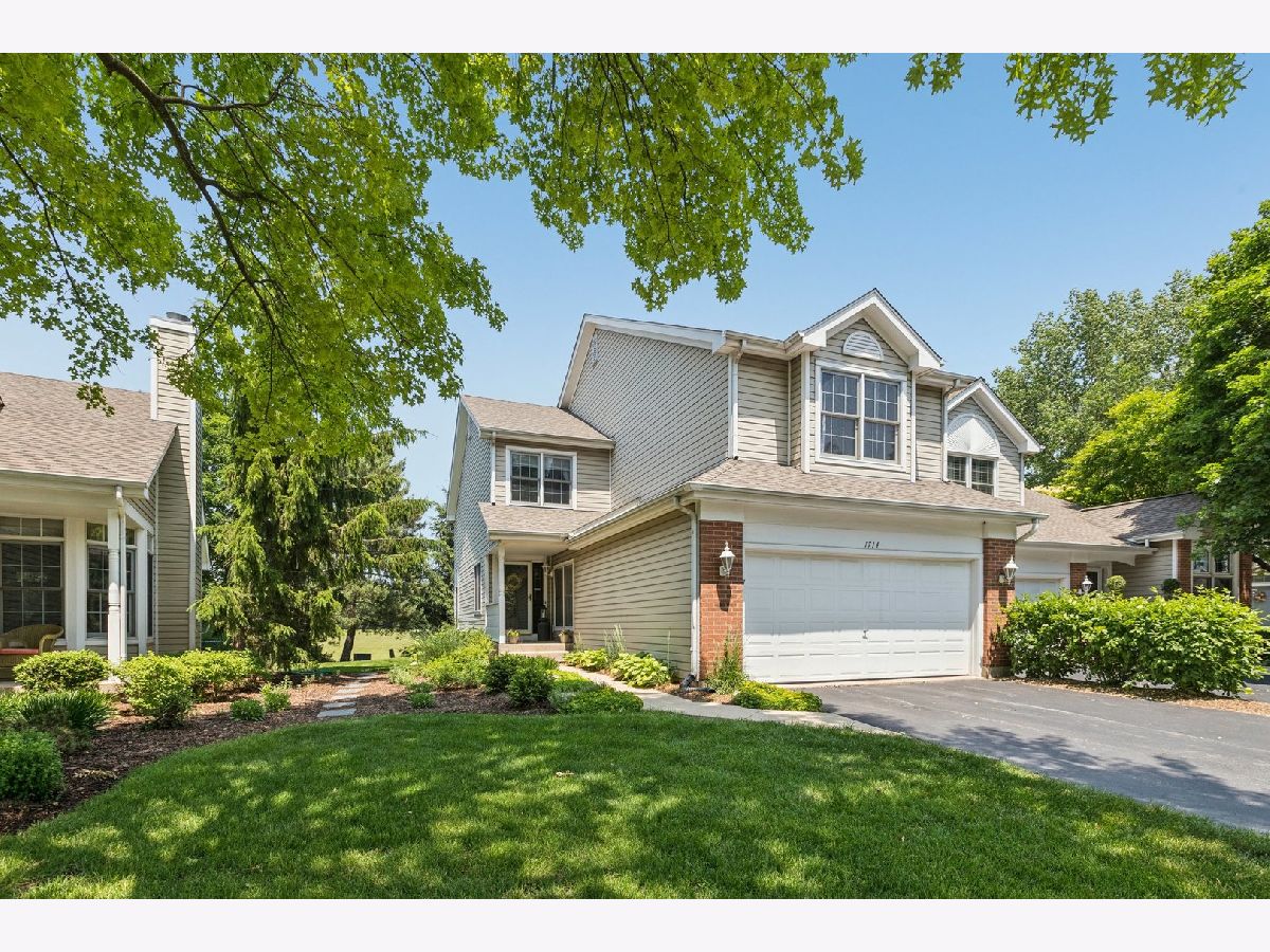 Townhomes Sold Townes Of Fox Chase St Charles Illinois, 1714 Waverly