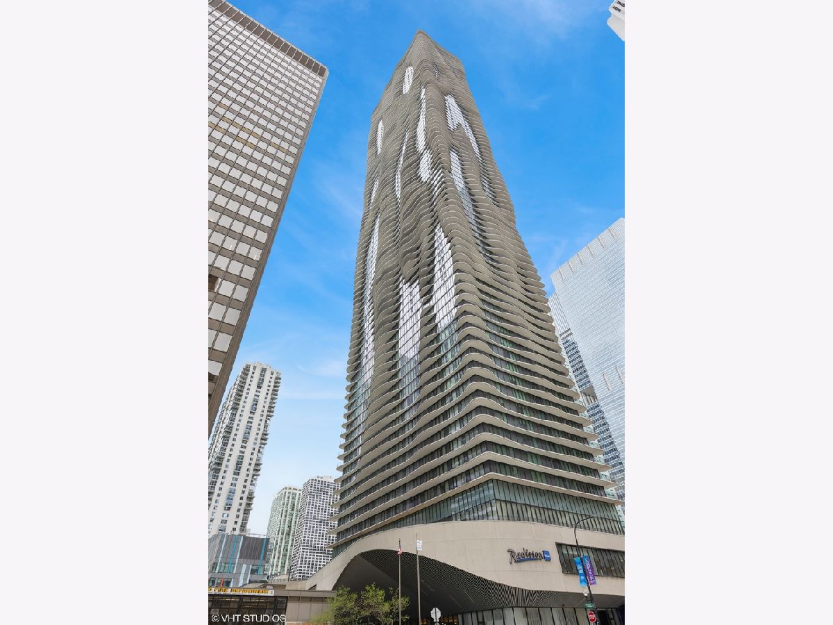  Sold Chicago Illinois, 225 Columbus