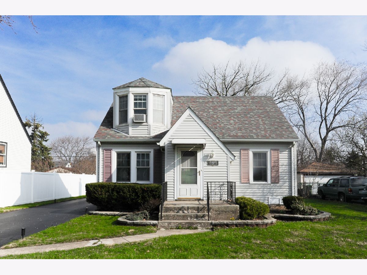  Rented Oak Lawn Illinois, 6828 97th