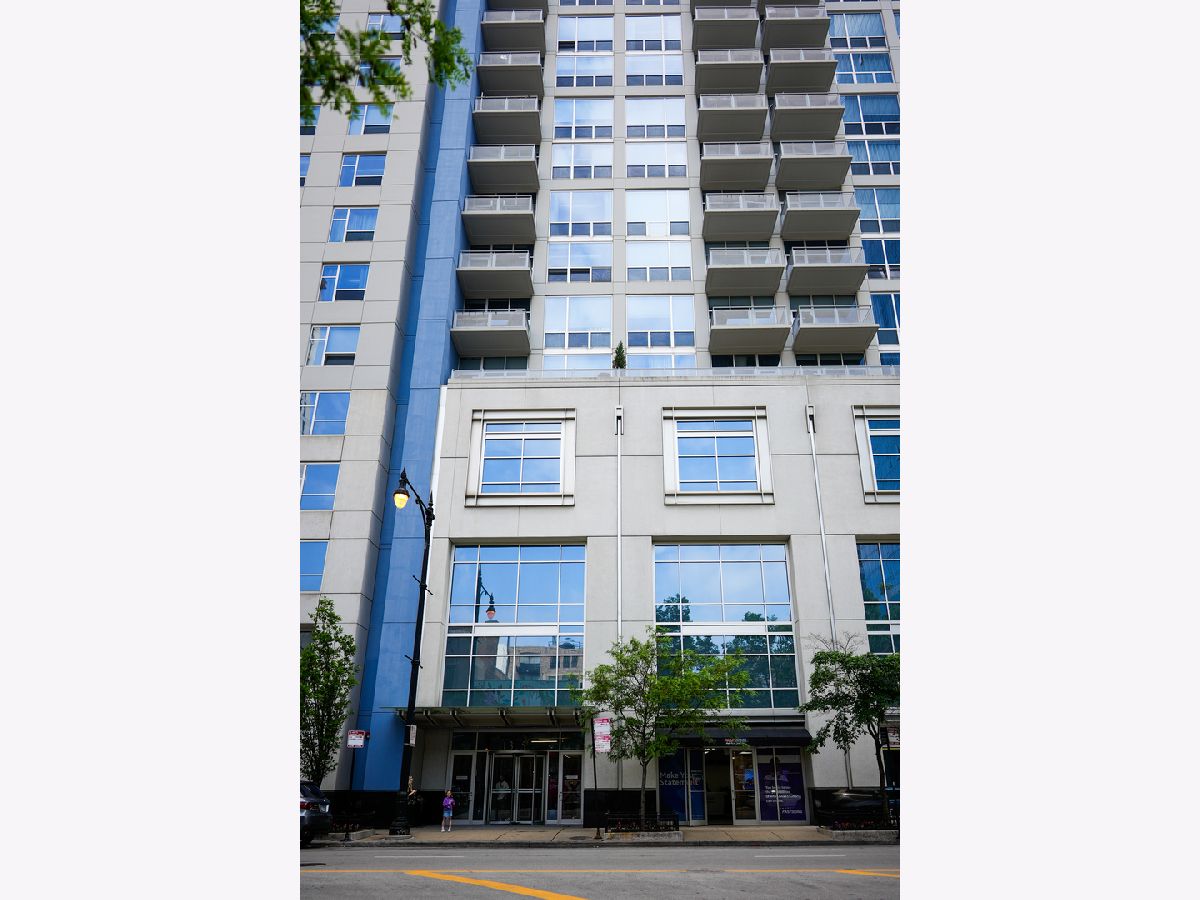 Condominiums Rented 1400 Museum Park Chicago Illinois, 1305 Michigan