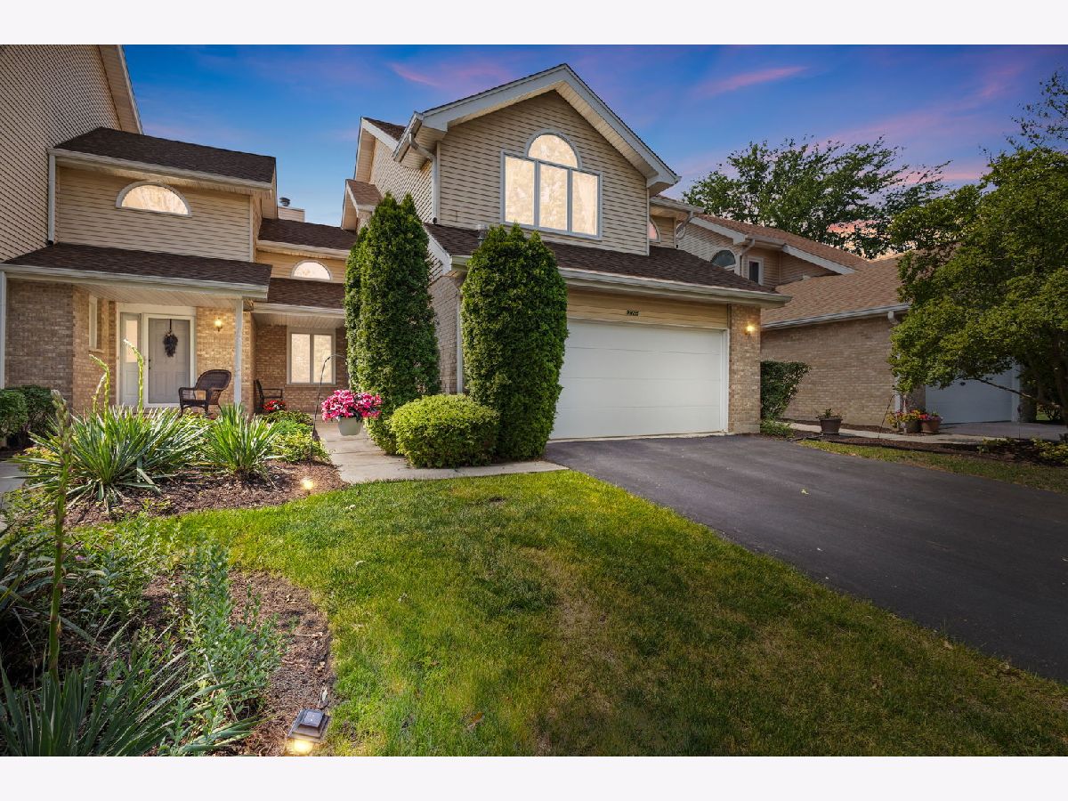 Townhomes & Homes Sold Pheasant Chase West Tinley Park Illinois