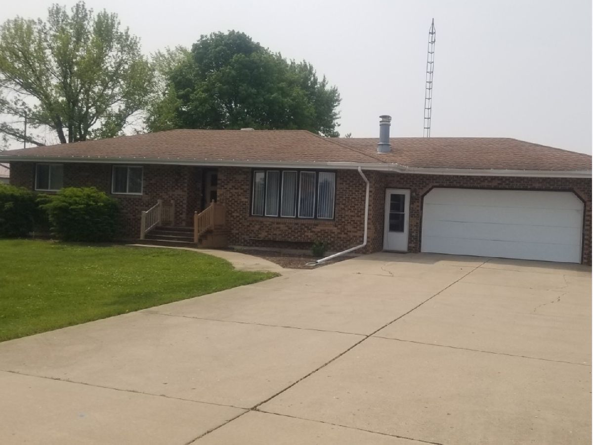  Rented Peru Illinois, 900 Wenzel