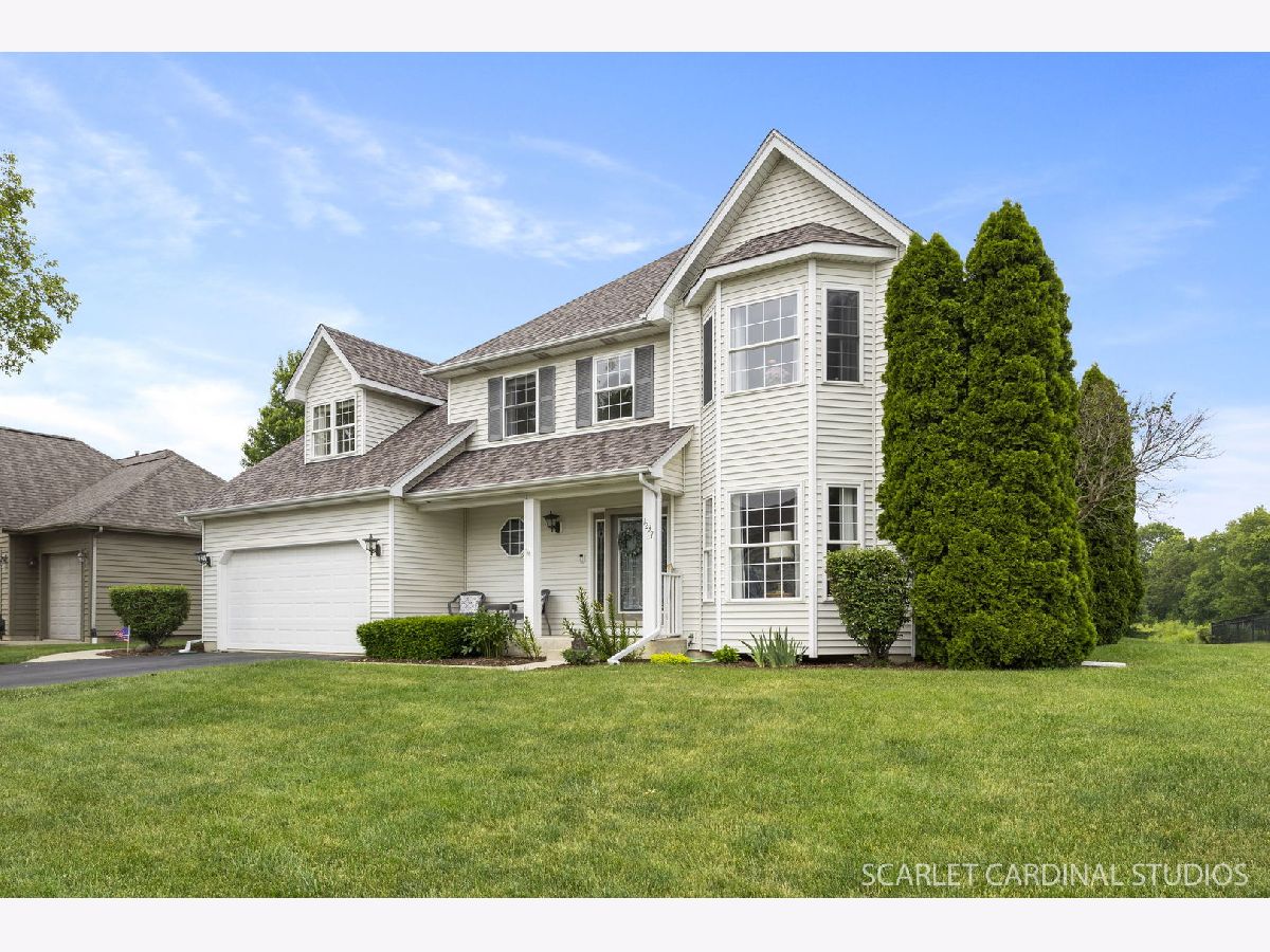 Homes & Condos & Townhomes Sold Greenbriar Yorkville Illinois, 1237 Walsh