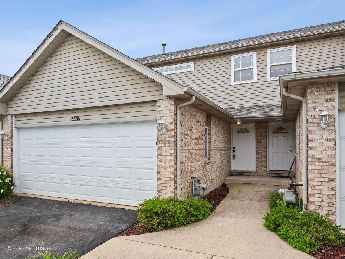 Townhomes & Condos Sold Millenium Lakes Tinley Park Illinois, 18506 Bellagio