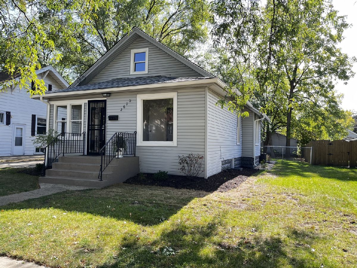 Rented Rockford Illinois, 2610 Knight